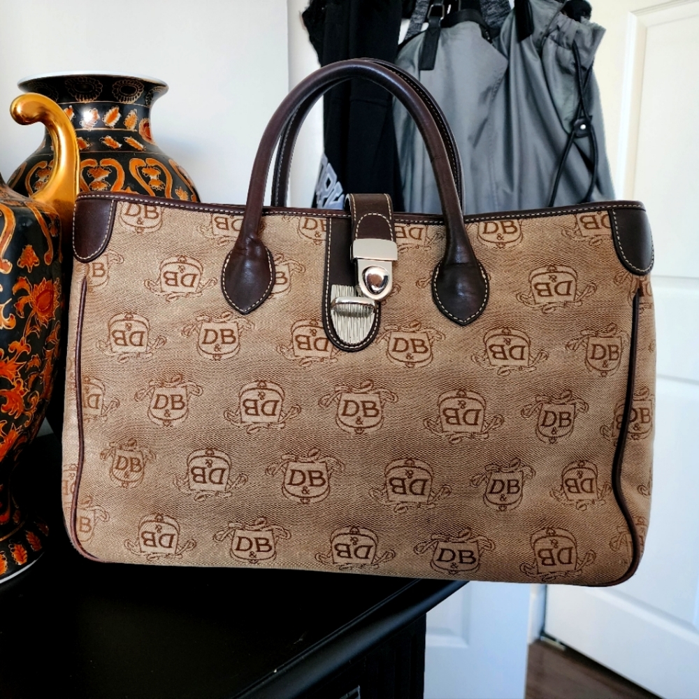 Handbag